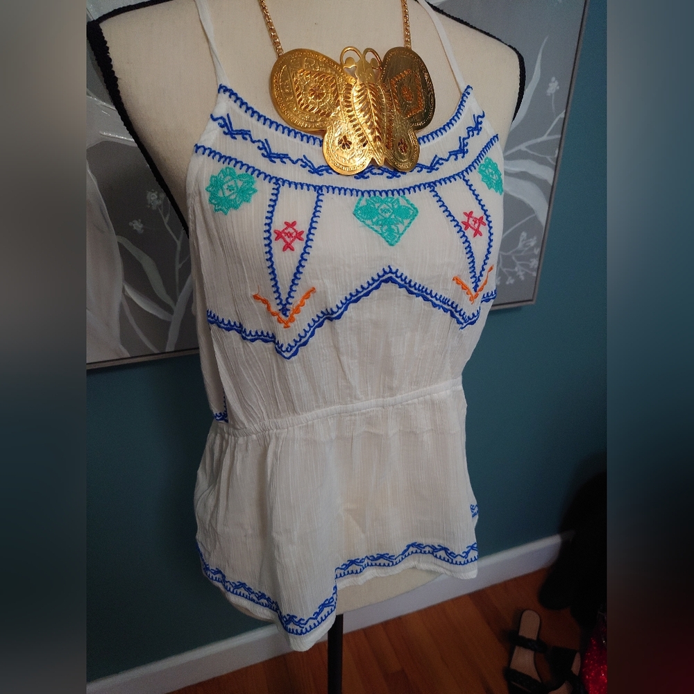 Embroidered Blouse - Picture 2 of 6